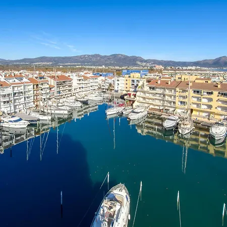 Club Nautic-2 By Interhome * Empuriabrava